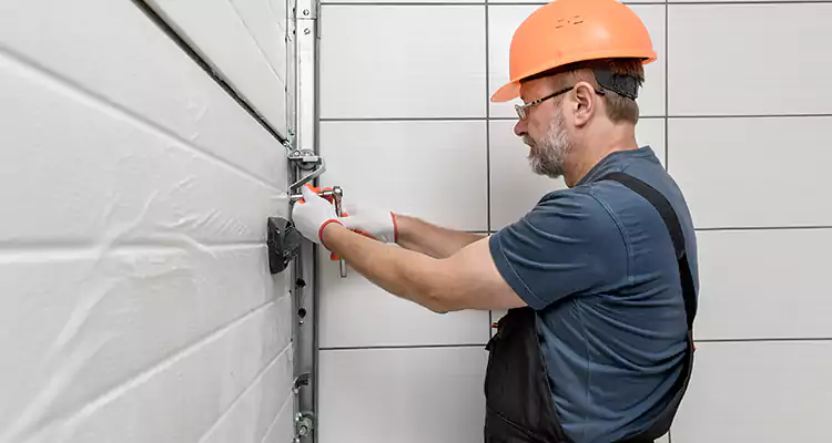 Emergency Garage Door Repair in Hialeah Gardens, FL