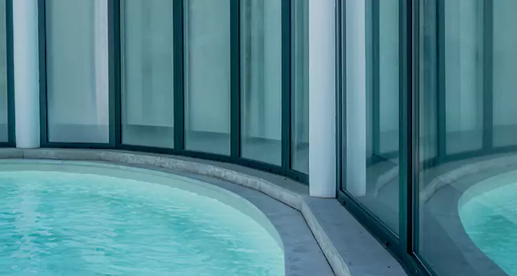 Repair Polyester Screen for Pool Enclosure in Hialeah Gardens, FL
