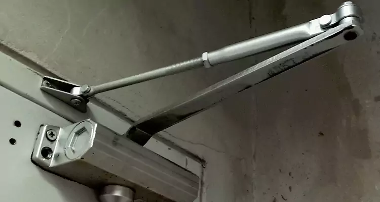 Door Closer Parallel Arm Installation in Hialeah Gardens, FL