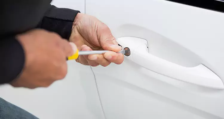 Door Knob Repair Plate in Hialeah Gardens, FL
