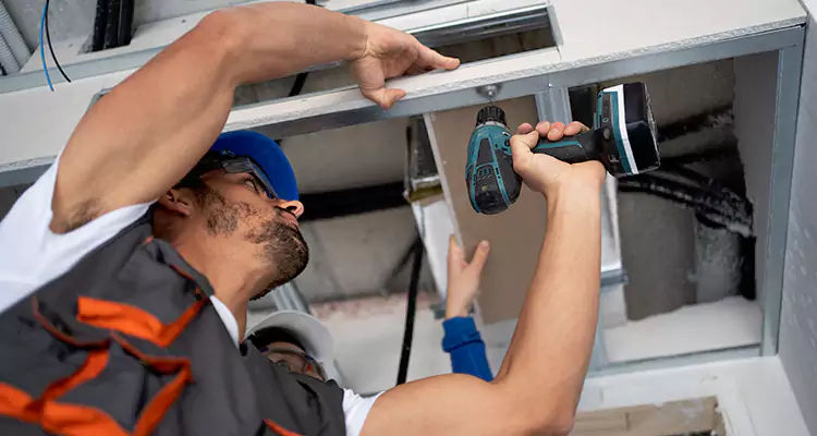 Emergency Overhead Door Repair in Hialeah Gardens, FL