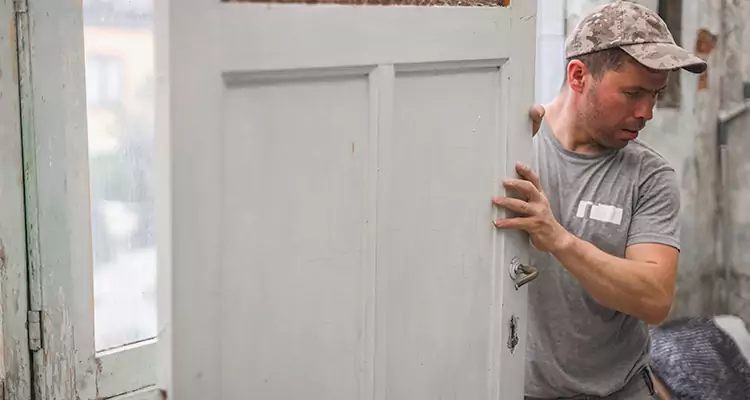 Home Front Door Replacement in Hialeah Gardens, FL