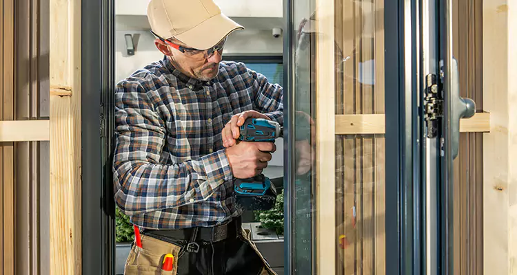 Top-Rated Patio Door Handle and Lock Repair Service for Homeowners in Hialeah Gardens, FL