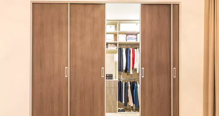 Sliding Closet Wardrobe Repairs in Hialeah Gardens, FL