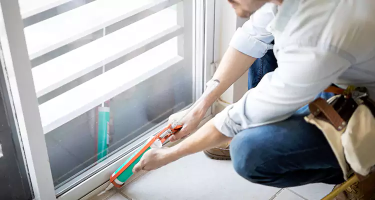 Dap Window Caulk Repair in Hialeah Gardens, FL